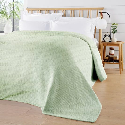Violet Quinn Florian Checked Throw Blanket — Sage Green Cotton Bedspread (180 x 250 cm)